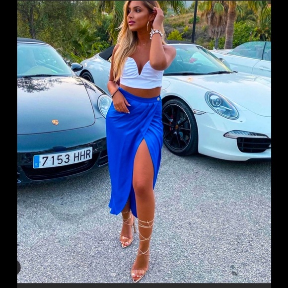 Zara Dresses & Skirts - 🎊SATIN EFFECT WRAP SKIRT🎊